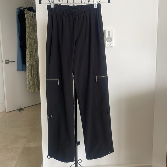 ZENERGY 2 PC BLACK TRAVEL SET - Picture 9 of 12